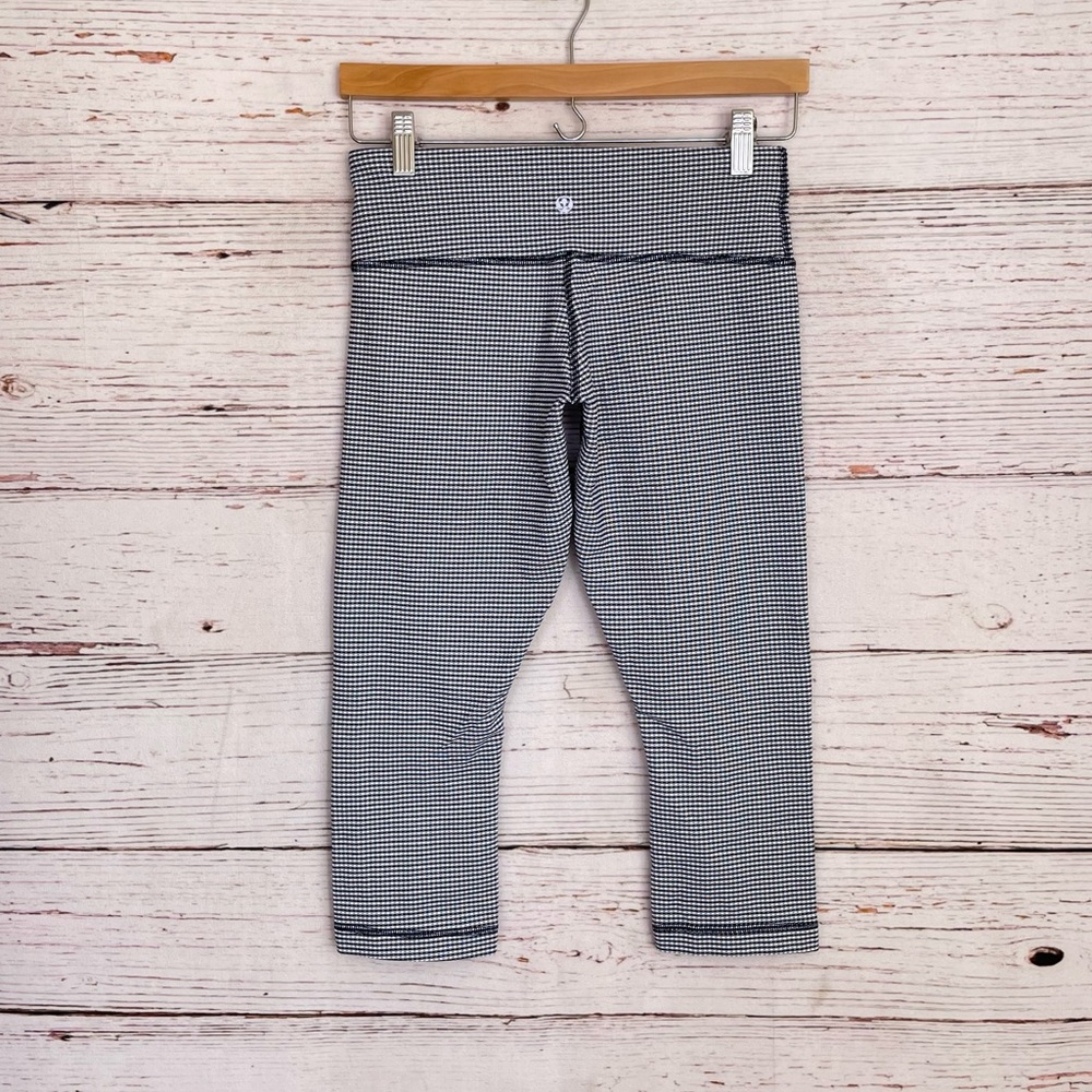 Lululemon gingham crop leggings - Picture 10 of 12